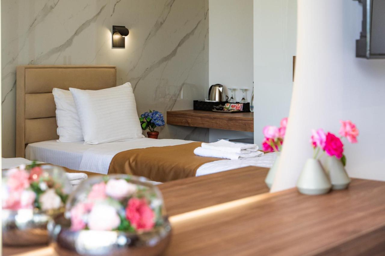 Hotel Lajka Luxury Ulcinj Luaran gambar