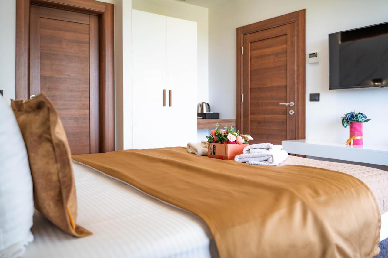 Hotel Lajka Luxury Ulcinj Luaran gambar