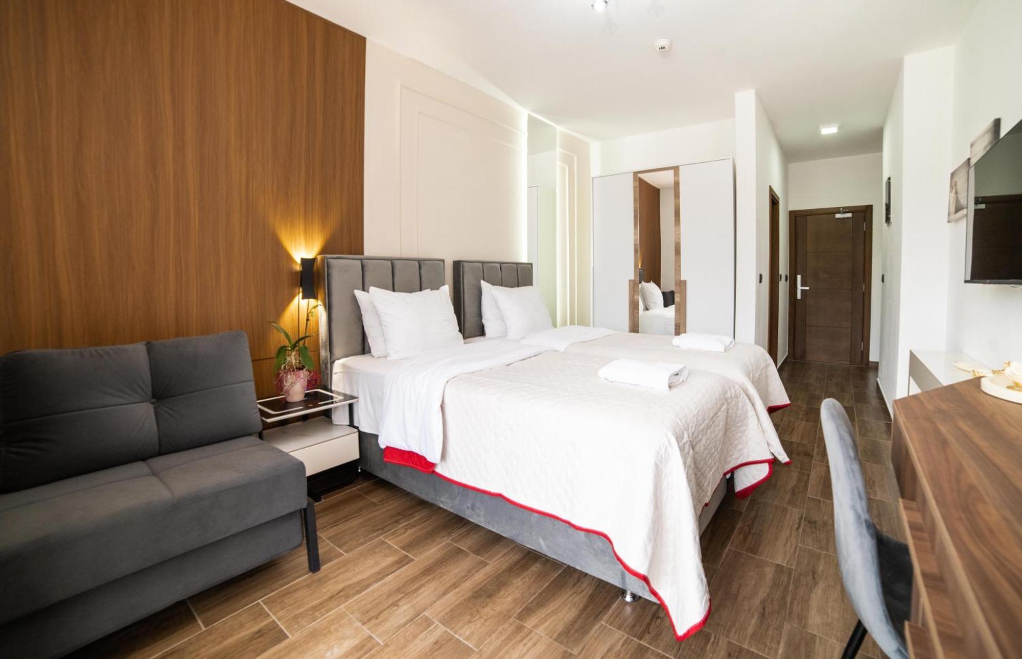 Hotel Lajka Luxury Ulcinj Luaran gambar