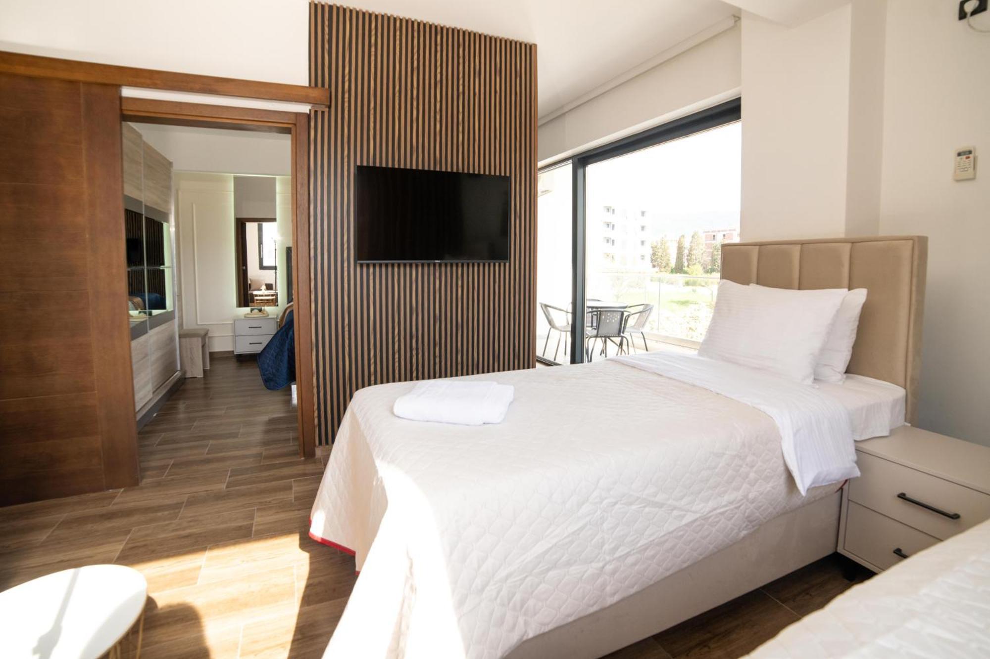 Hotel Lajka Luxury Ulcinj Luaran gambar