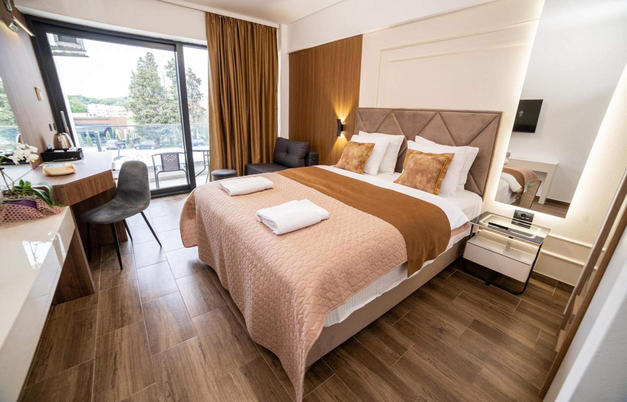 Hotel Lajka Luxury Ulcinj Luaran gambar